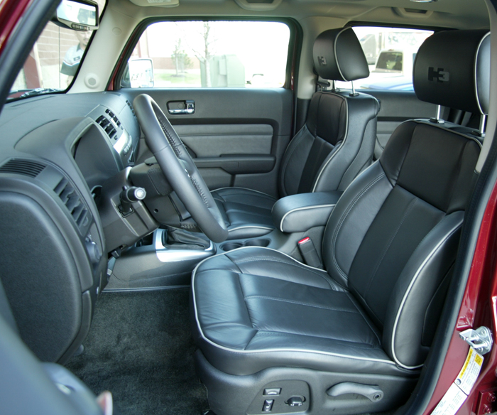 2009 Hummer H3 Ebony Leather Interior