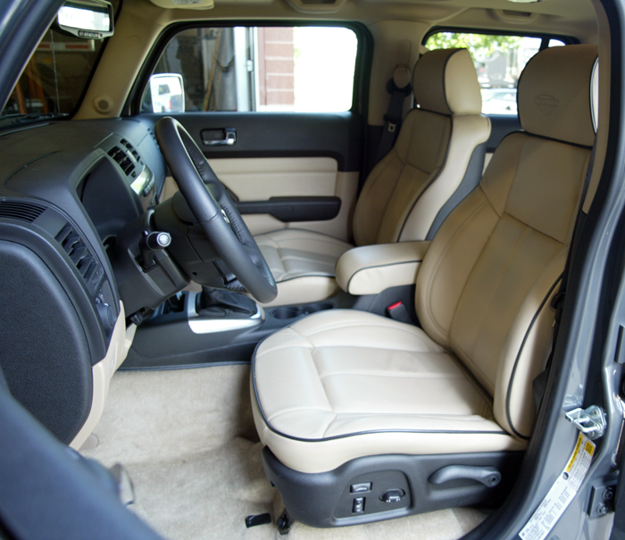 2009 Hummer H3 Alpha Light Cashmere Leather Interior