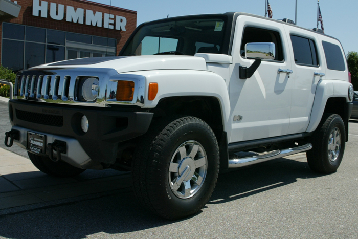 2009 Used White Hummer H3 available at Lynch Hummer