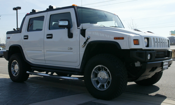 Hummer 2007 H2 White SUT @ Lynch Hummer